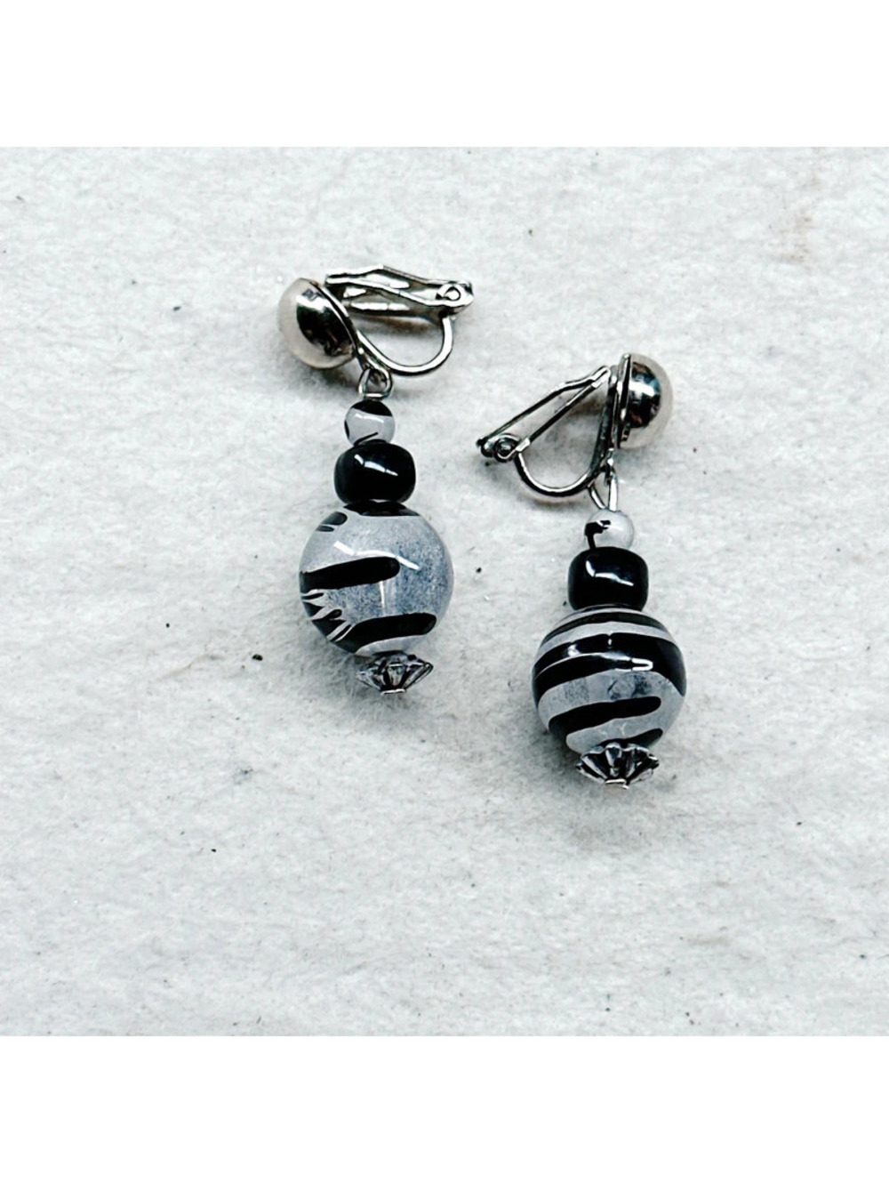 4706gc. Silvertone Clip Ons Black